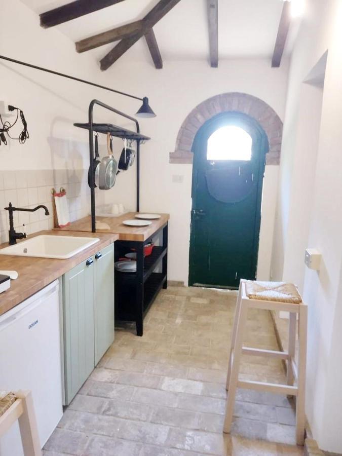 Relais Casale Il Poggetto - Oleandri By Zoom In Earth Apartment Cecina  Luaran gambar